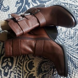 Clarks   🔥🔥🔥🔥 New!!!!